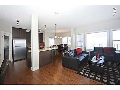 Calgary 3 bedrooms Main Floor for rent. Property photo: 101730-2