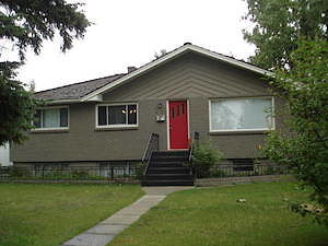 Calgary 2 + Den bedrooms Main Floor for rent. Property photo: 102223-1