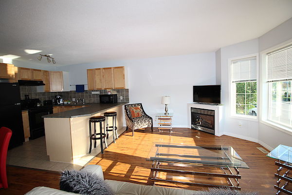 Strathmore 2 bedrooms Townhouse for rent. Property photo: 102409-2