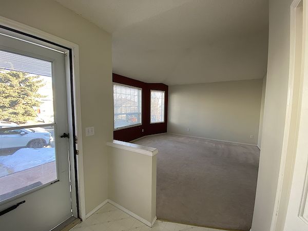 Calgary 3 bedrooms Main Floor for rent. Property photo: 102790-3