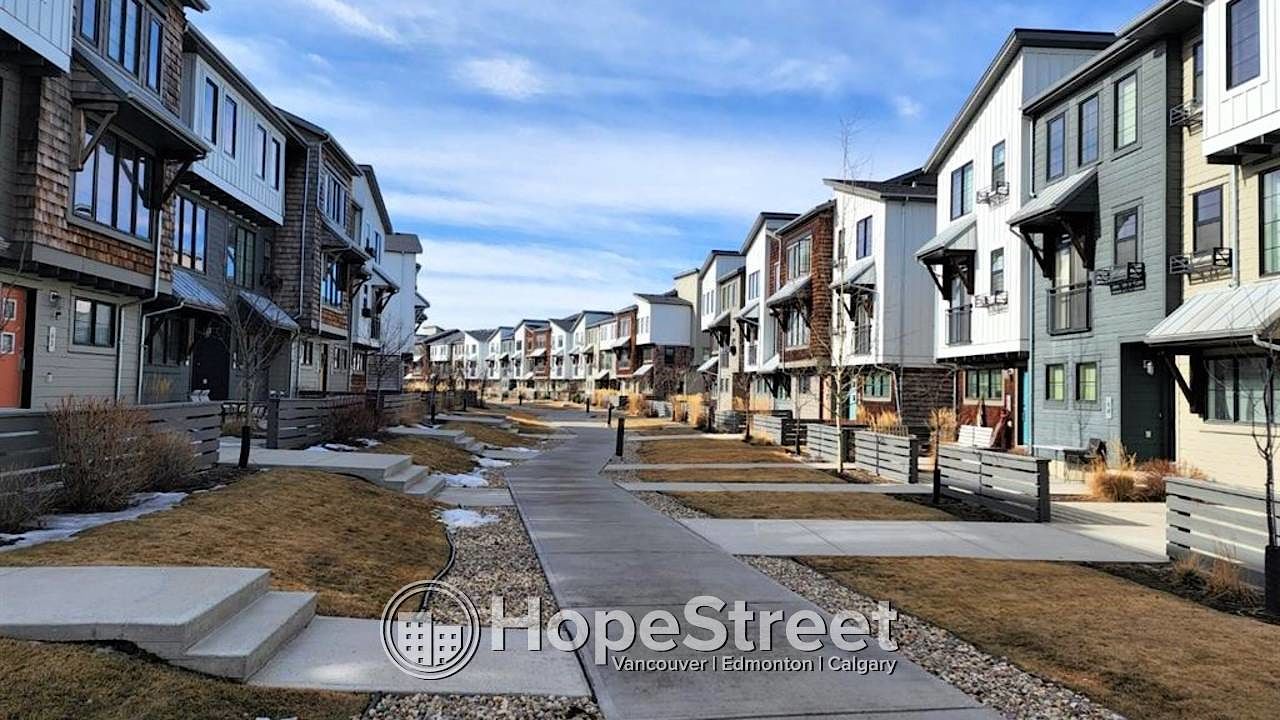Calgary 3 bedrooms Townhouse for rent. Property photo: 104135-1