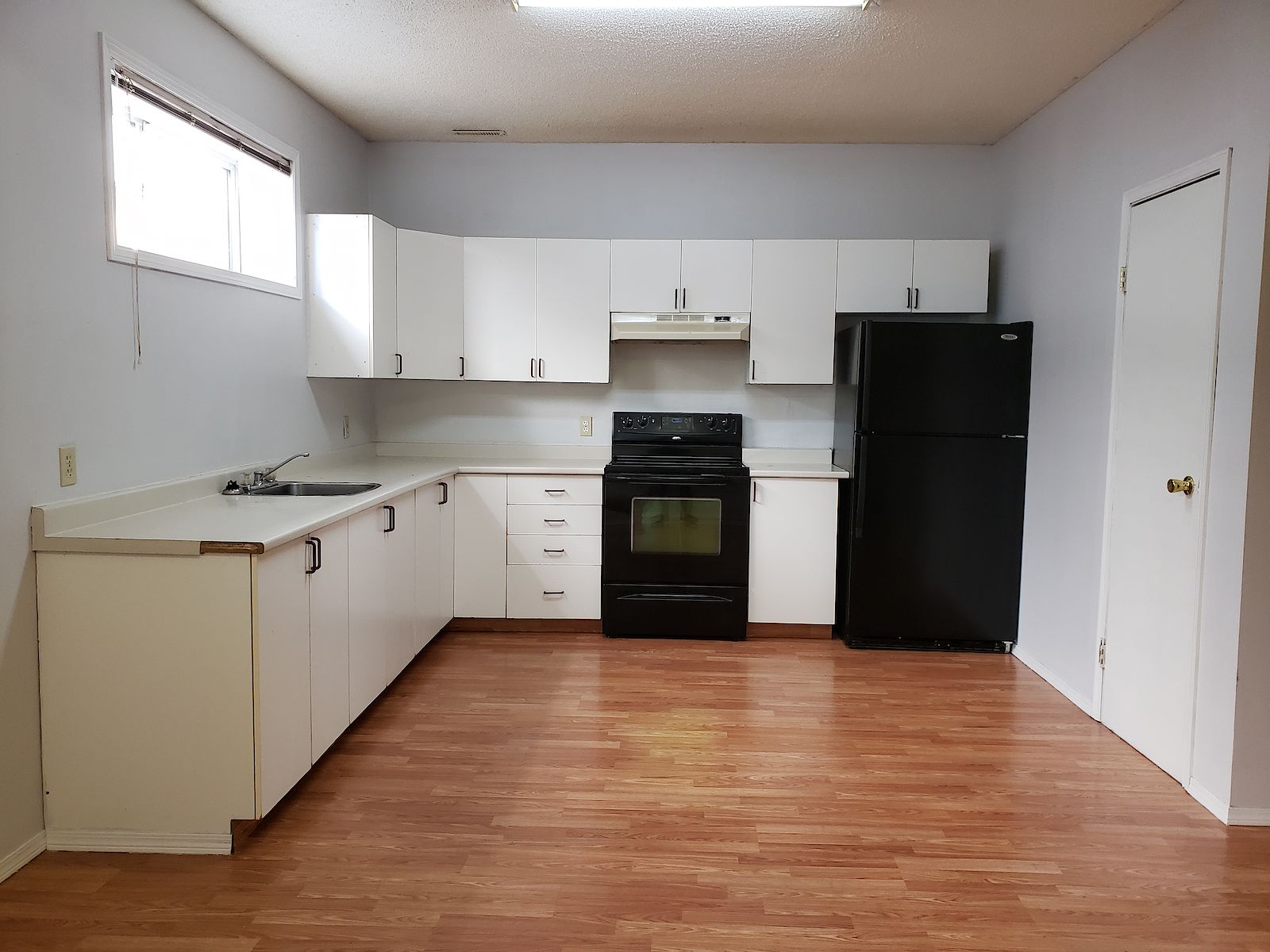 Calgary 2 bedrooms Basement for rent. Property photo: 109268-1