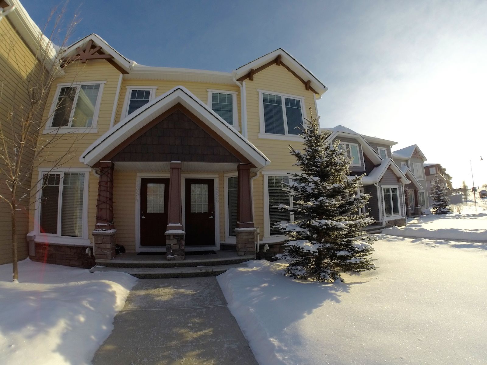 Calgary 2 bedrooms Townhouse for rent. Property photo: 109760-1
