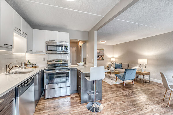 Calgary 1 bedrooms Apartment for rent. Property photo: 111726-2