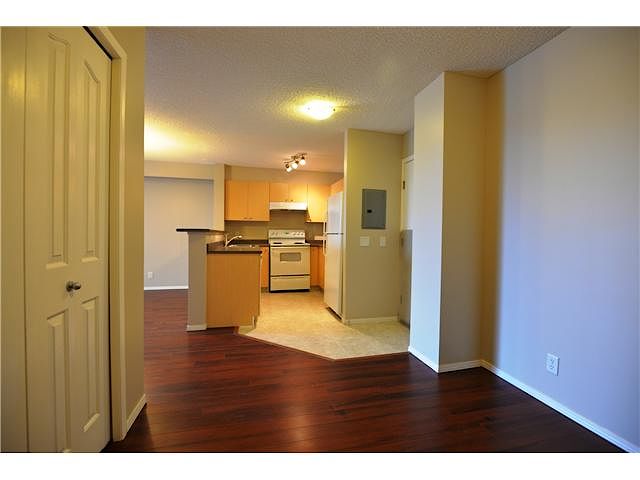 Calgary 1 bedroom Apartment for rent. Property photo: 112395-1