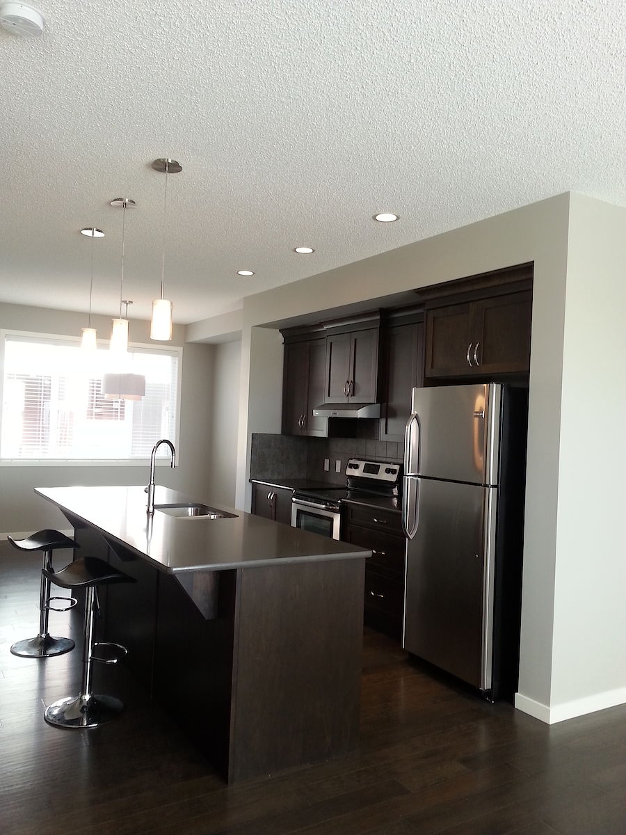 Calgary 3 bedrooms Townhouse for rent. Property photo: 113391-1