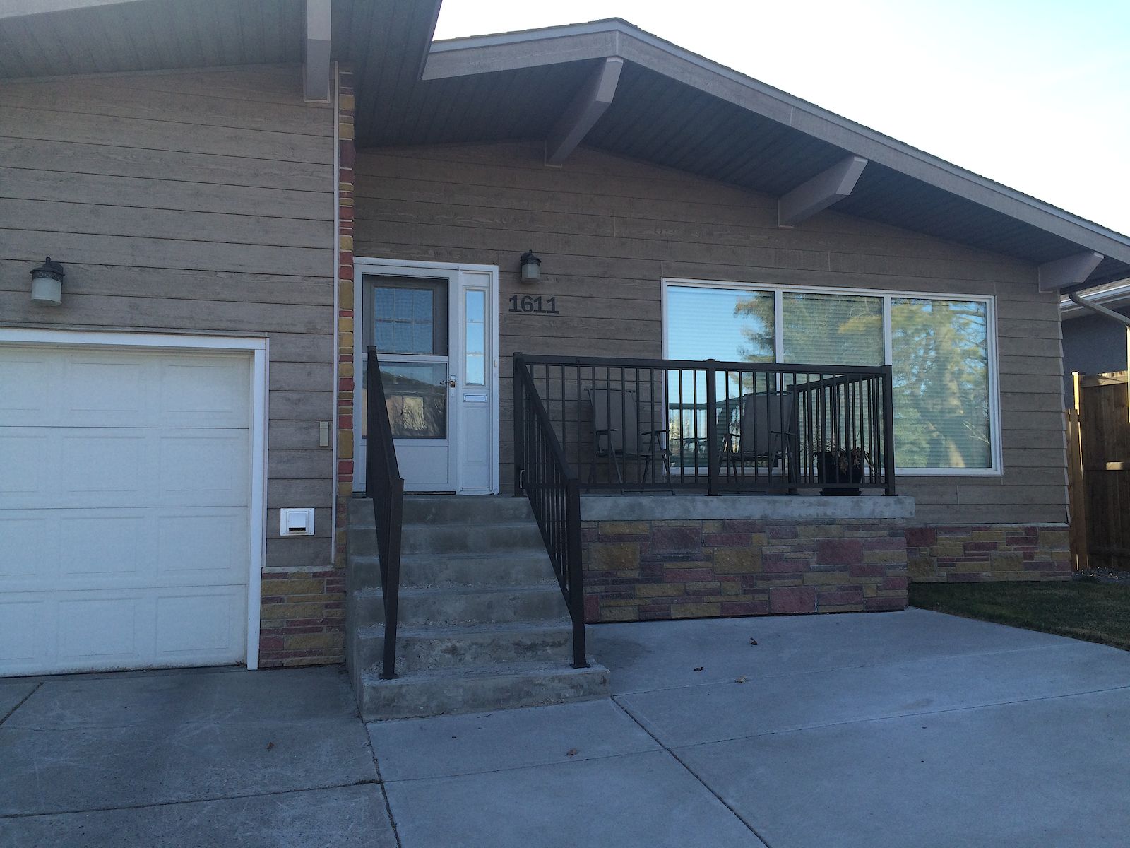 Calgary 3 bedrooms House for rent. Property photo: 113793-1