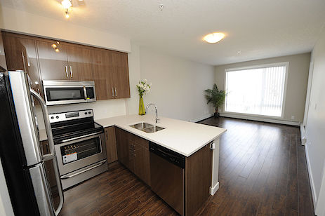 Calgary 1 bedroom Condo Unit for rent. Property photo: 113906-3