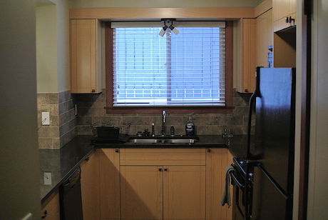 Calgary 2 bedrooms Condo for rent. Property photo: 115002-2