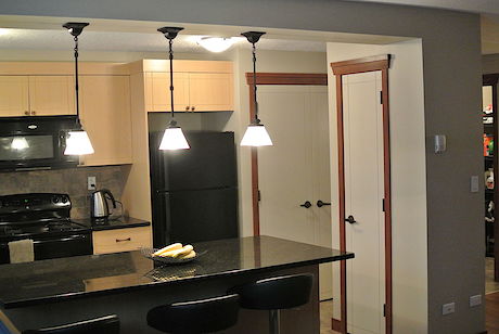 Calgary 2 bedrooms Condo for rent. Property photo: 115002-3