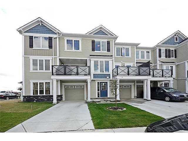 Airdrie 2 bedrooms Townhouse for rent. Property photo: 116387-1