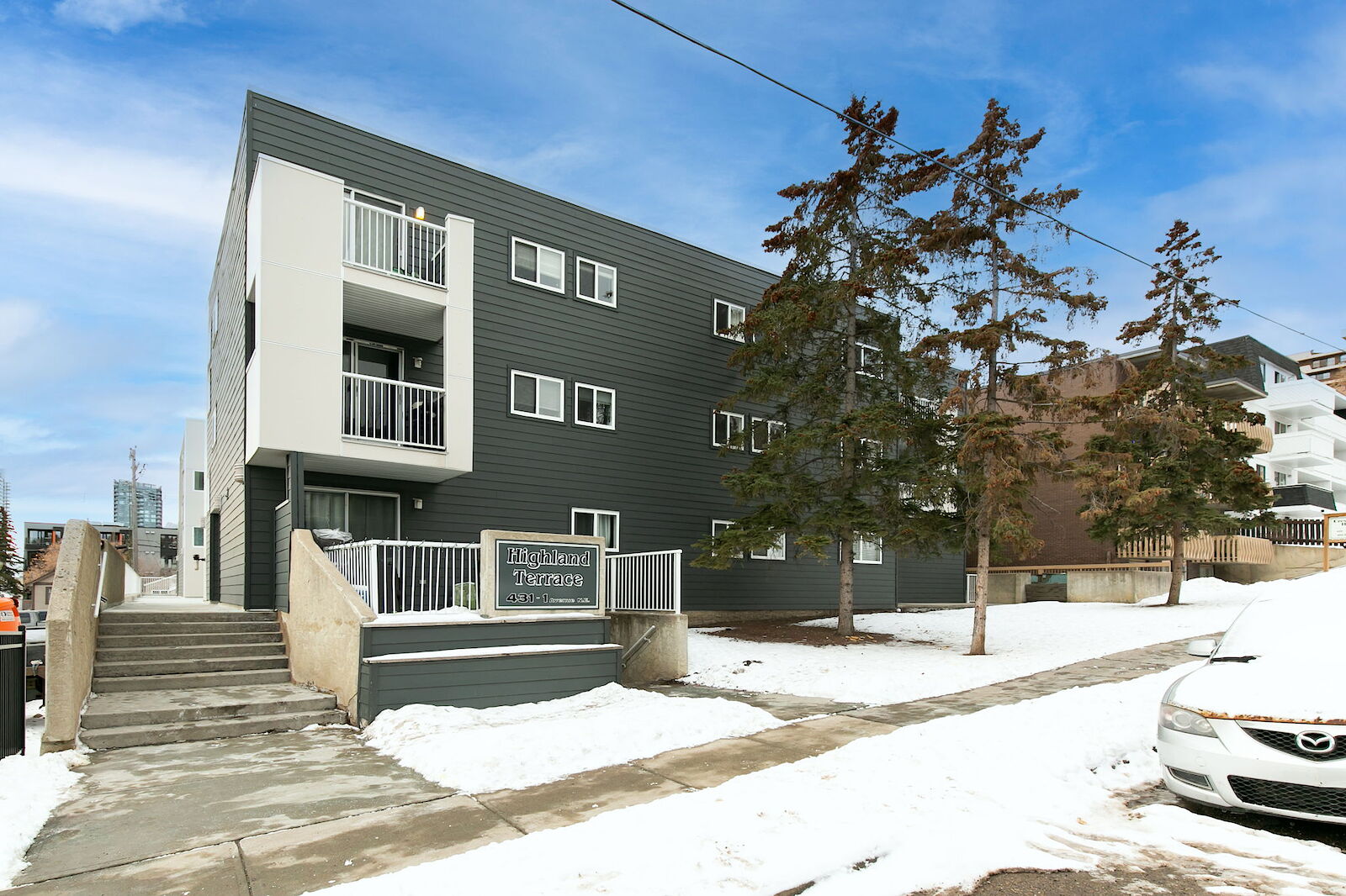 Calgary 2 bedrooms Condo Unit for rent. Property photo: 116961-1