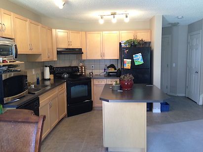 Chestermere 3 bedrooms Townhouse for rent. Property photo: 120753-2