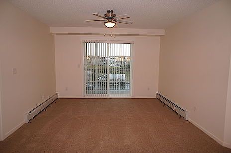 Calgary 2 bedrooms Condo Unit for rent. Property photo: 120940-3