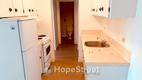Calgary 1 bedroom Apartment for rent. Property photo: 124477-2