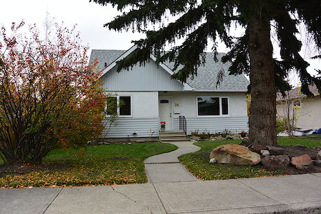 Calgary 4 bedrooms House for rent. Property photo: 126049-2