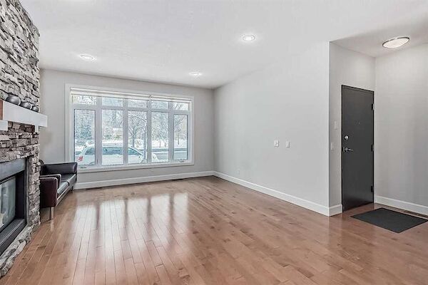 Calgary 2 + Den bedrooms Townhouse for rent. Property photo: 126221-3