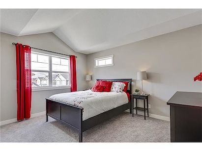 Calgary 2 + Den bedrooms Townhouse for rent. Property photo: 128500-2