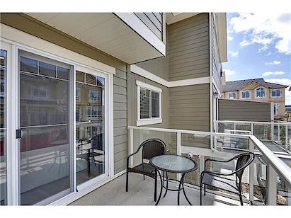 Calgary 2 + Den bedrooms Townhouse for rent. Property photo: 128500-3