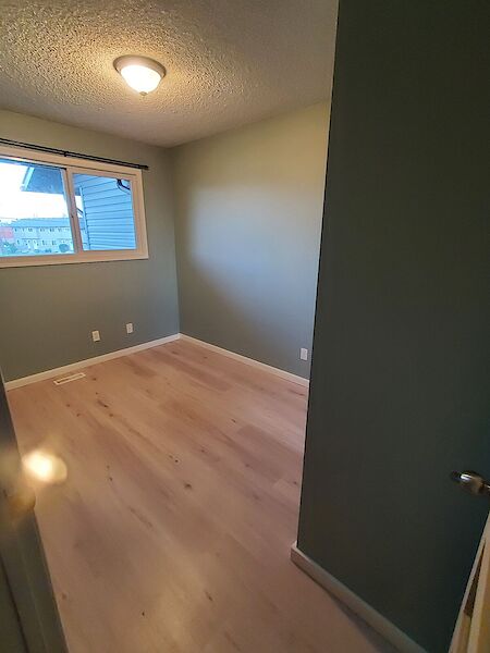 Calgary 1 bedroom Room For Rent for rent. Property photo: 134759-2
