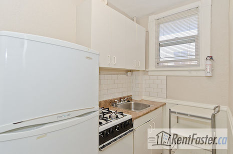 Calgary 1 bedroom Apartment for rent. Property photo: 137984-3