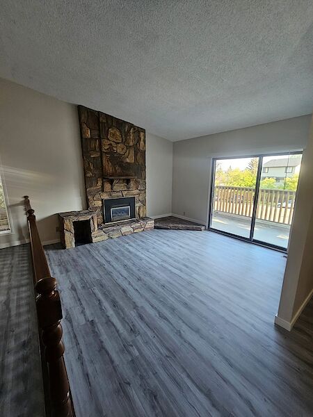 Calgary 4 bedrooms House for rent. Property photo: 139437-3