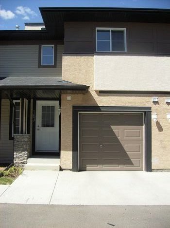 Calgary 3 bedrooms Townhouse for rent. Property photo: 14116-1