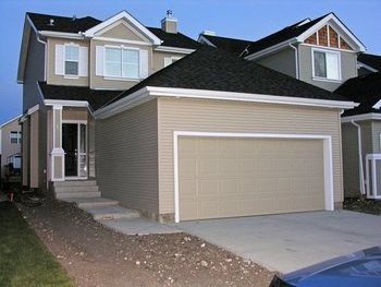 Calgary 3 bedrooms House for rent. Property photo: 14948-1