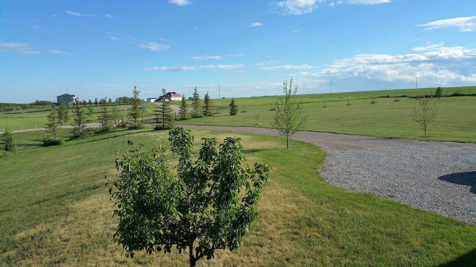 Chestermere 4 bedrooms Acreage for rent. Property photo: 15940-1