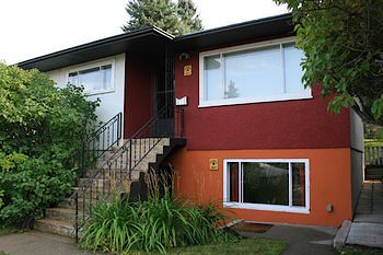 Calgary 3 bedrooms House for rent. Property photo: 16950-3