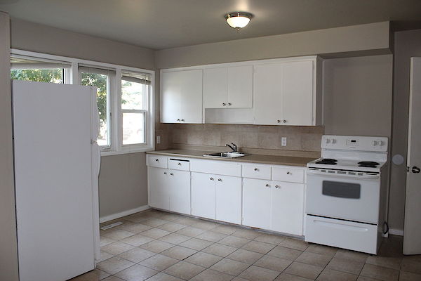 Calgary 2 bedrooms Townhouse for rent. Property photo: 2245-2