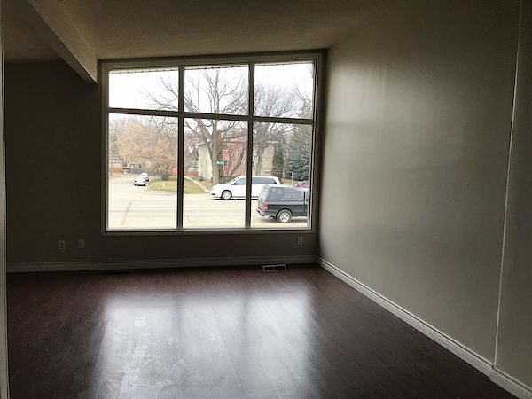 Edmonton 3 bedrooms Duplex for rent. Property photo: 250685-2