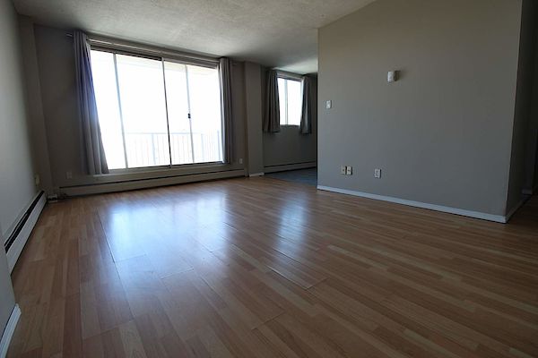 Calgary 1 bedrooms Apartment for rent. Property photo: 2542-2