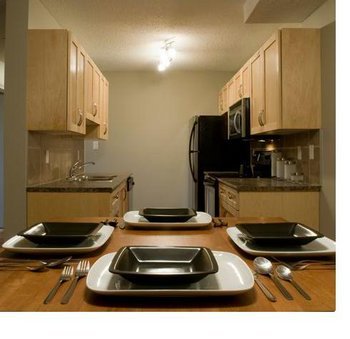 Edmonton 2 bedrooms Condo Unit for rent. Property photo: 256346-1