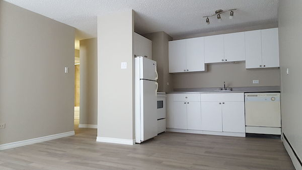 Calgary bachelor bedrooms Apartment for rent. Property photo: 2594-2