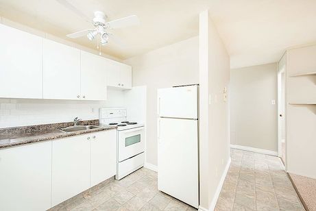 Edmonton 1 bedrooms Apartment for rent. Property photo: 260207-3