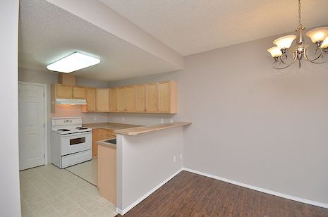 Sherwood Park 2 bedrooms Townhouse for rent. Property photo: 262101-3
