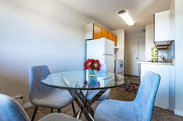 Edmonton bachelor bedrooms Apartment for rent. Property photo: 263041-3