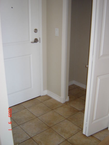 Edmonton 2 bedrooms Condo for rent. Property photo: 264829-2