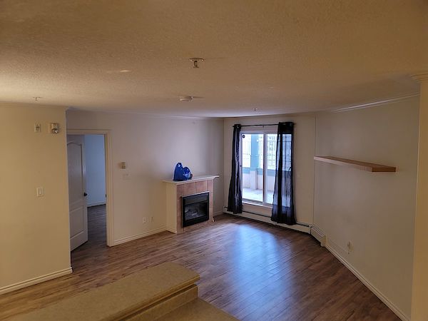 Edmonton 2 bedrooms Condo for rent. Property photo: 270136-2