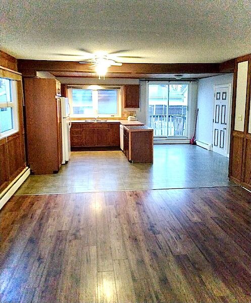 Edmonton 3 bedrooms Main Floor for rent. Property photo: 270775-3