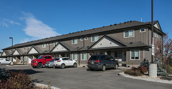 Fort Saskatchewan 3 bedrooms Townhouse for rent. Property photo: 273512-3