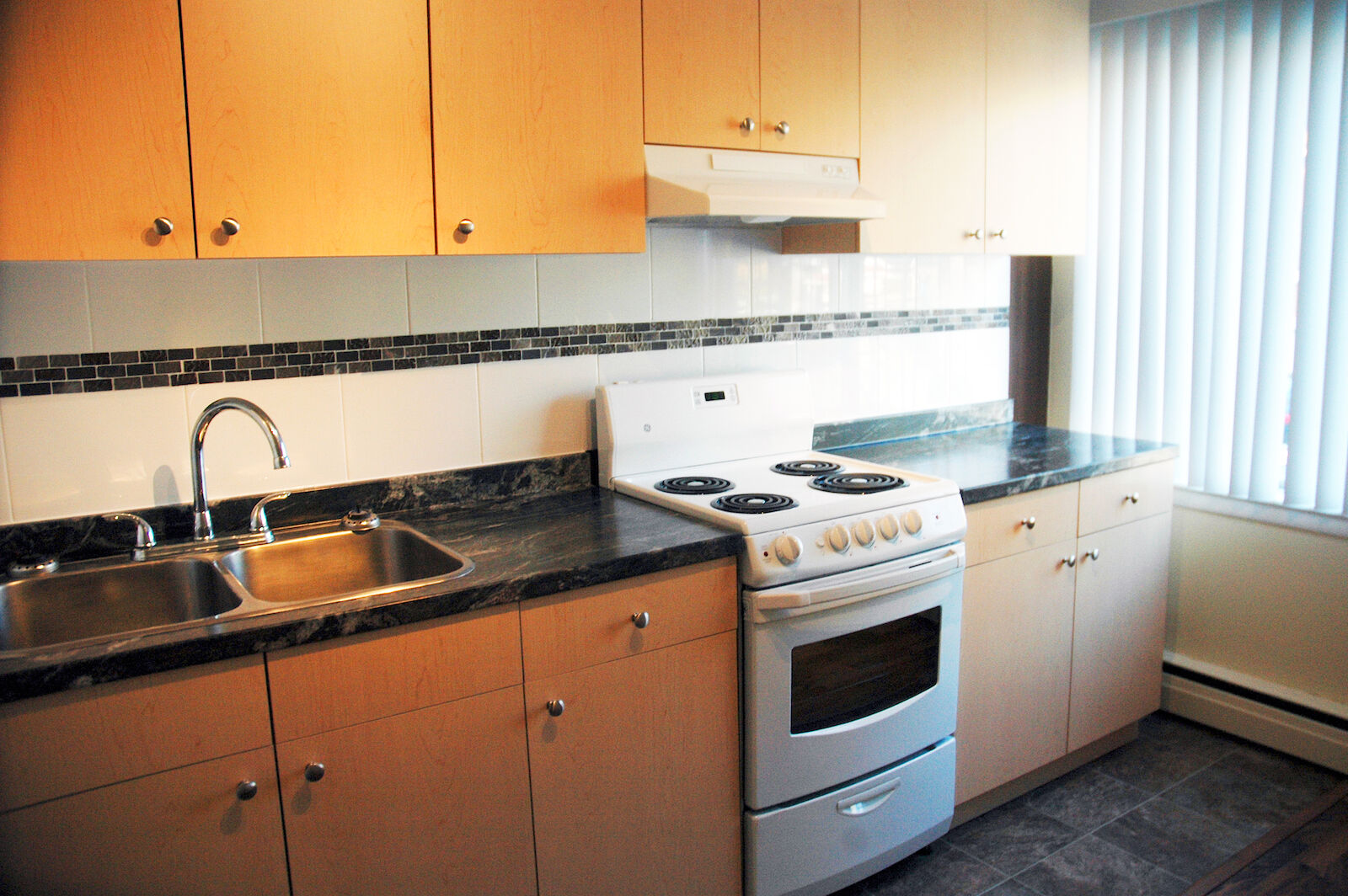 Edmonton 1 bedrooms Apartment for rent. Property photo: 274202-1