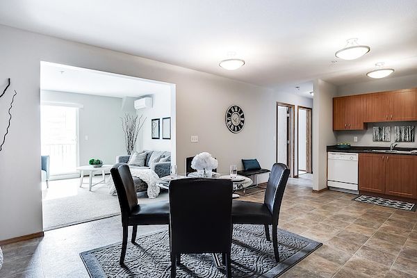 Edmonton 2 bedrooms Apartment for rent. Property photo: 275106-3