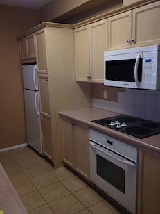 Edmonton 2 bedrooms Condo for rent. Property photo: 275110-2