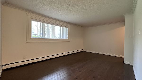 Edmonton 3 bedrooms Condo for rent. Property photo: 277066-3