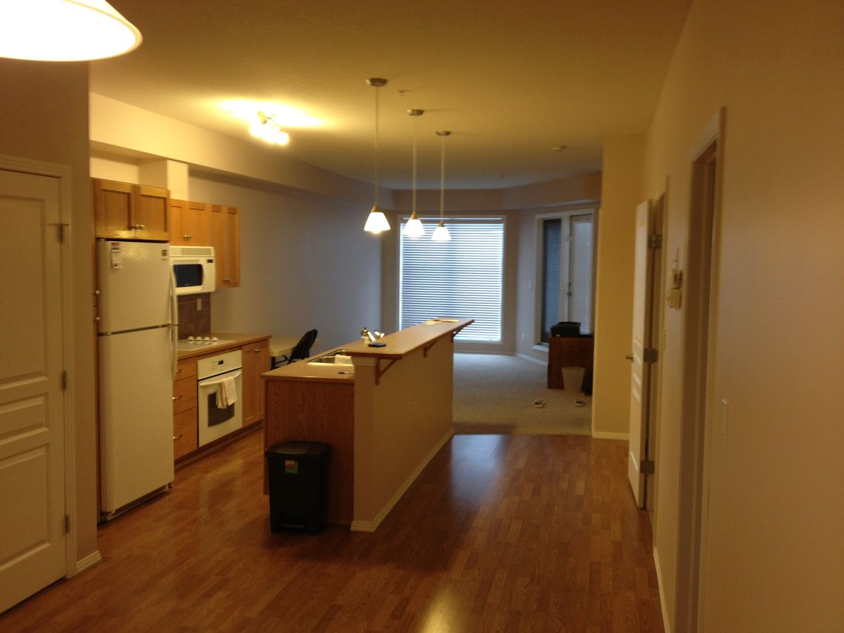 Edmonton 2 bedrooms Condo for rent. Property photo: 277517-2