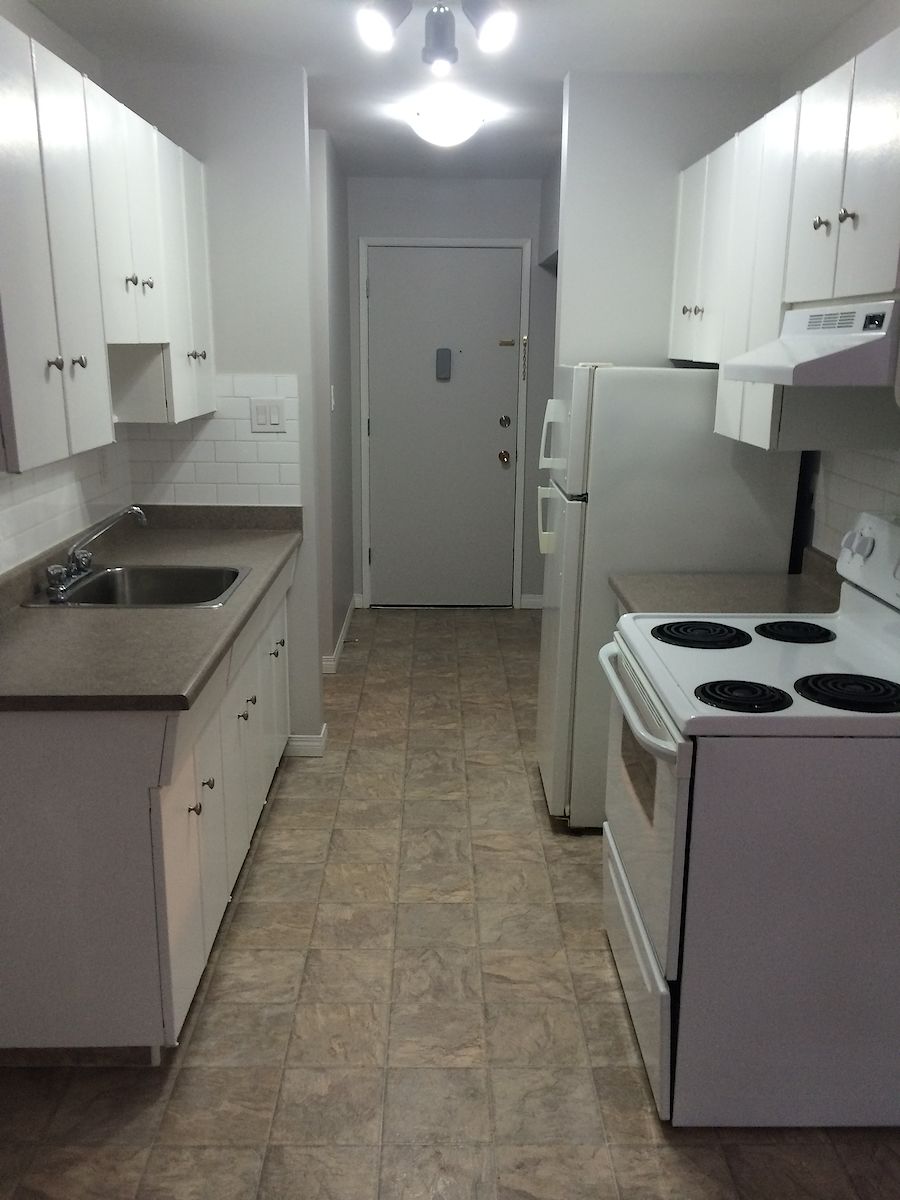 Edmonton 2 bedrooms Apartment for rent. Property photo: 277826-1