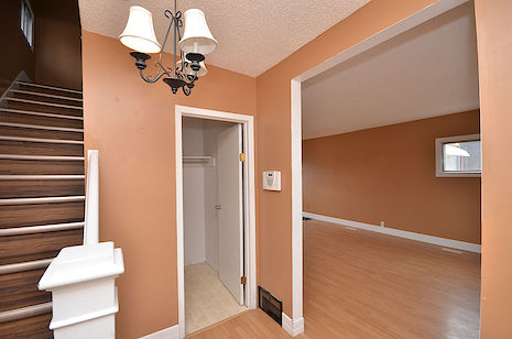 Edmonton 3 bedrooms House for rent. Property photo: 278868-3