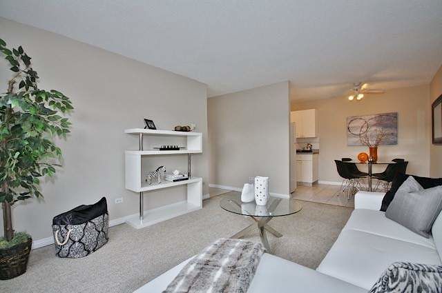Edmonton 2 bedrooms Apartment for rent. Property photo: 282626-1